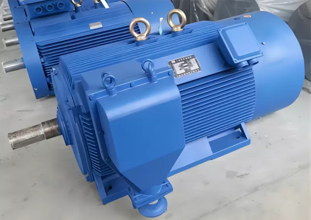 Постоянный магнит против асинхронного двигателя: крутящий момент, потери, материал